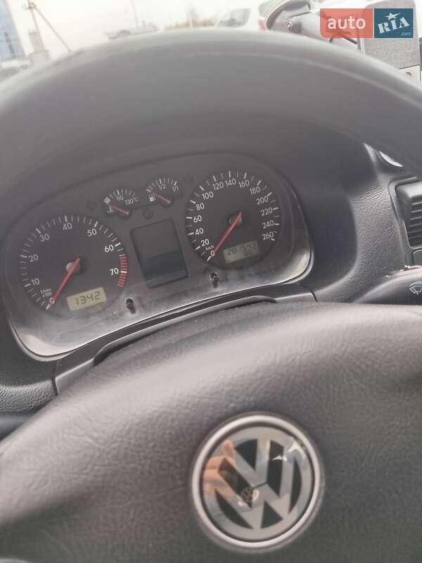 Універсал Volkswagen Golf 2002 в Львові фото 4 Універсал Volkswagen Golf 2002 в Львові