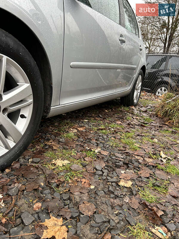 Хэтчбек Volkswagen Golf 2007 в Луцке фото 4 Хэтчбек Volkswagen Golf 2007 в Луцке