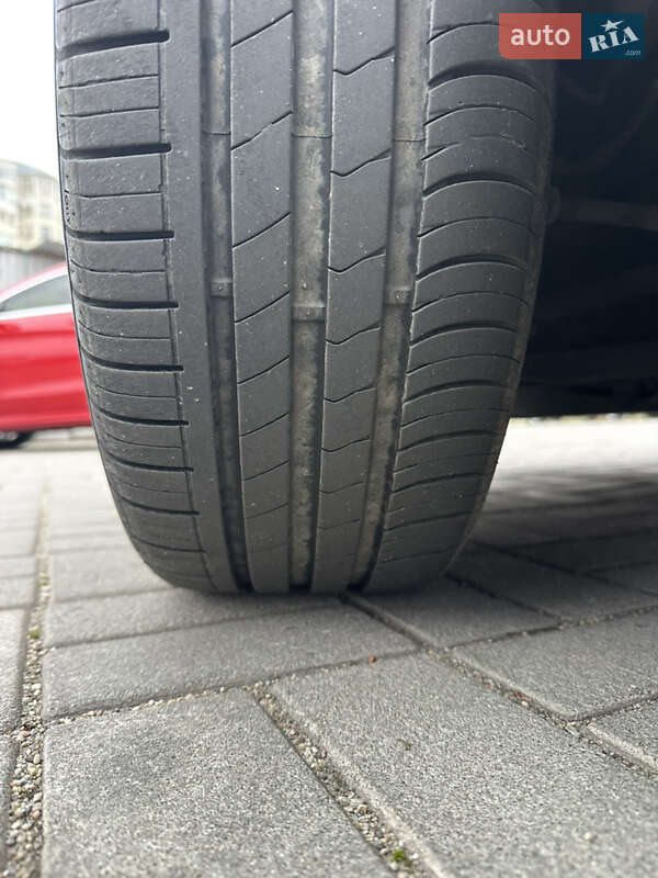 Універсал Volkswagen Golf 2019 в Запоріжжі