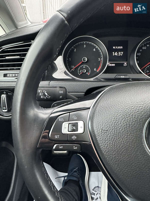 Універсал Volkswagen Golf 2019 в Запоріжжі