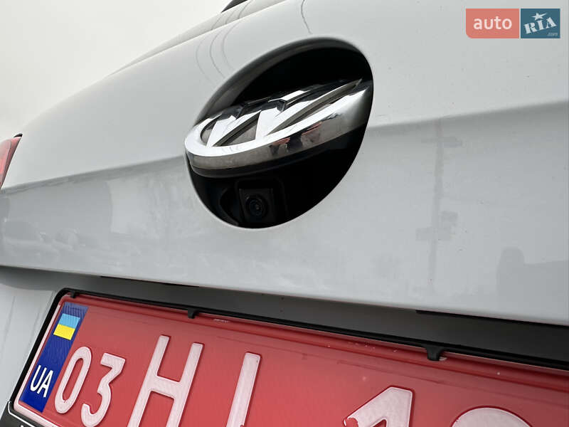 Універсал Volkswagen Golf 2019 в Запоріжжі