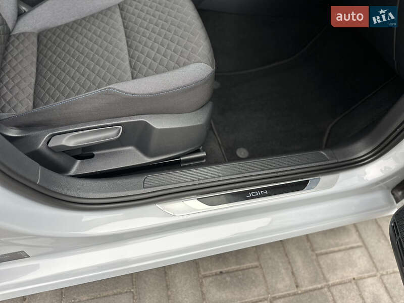 Універсал Volkswagen Golf 2019 в Запоріжжі