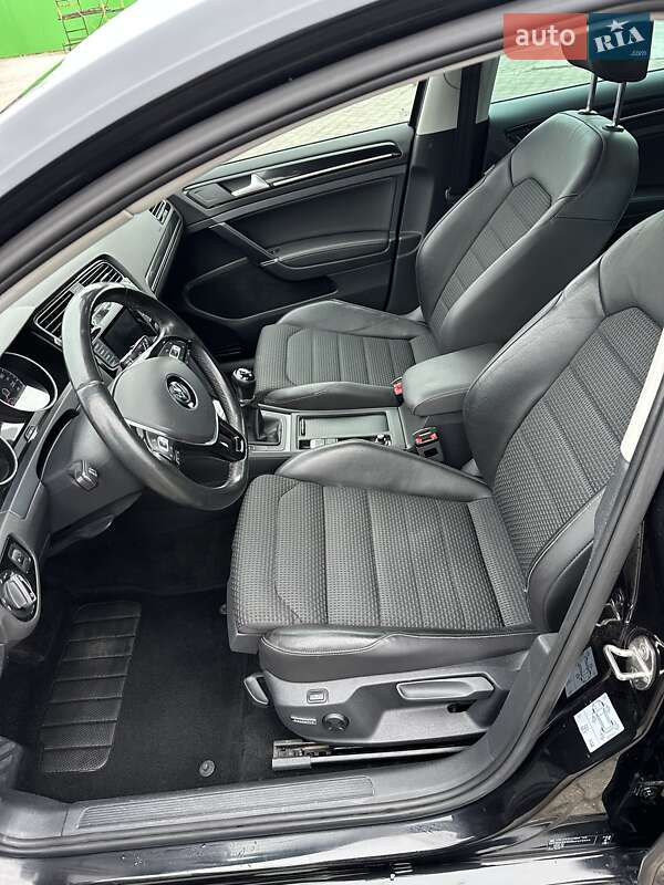 Універсал Volkswagen Golf 2014 в Козові