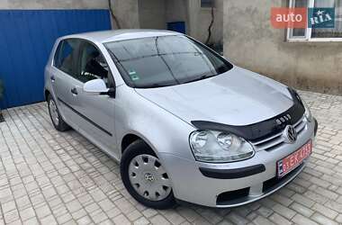 Хетчбек Volkswagen Golf 2004 в Подільську