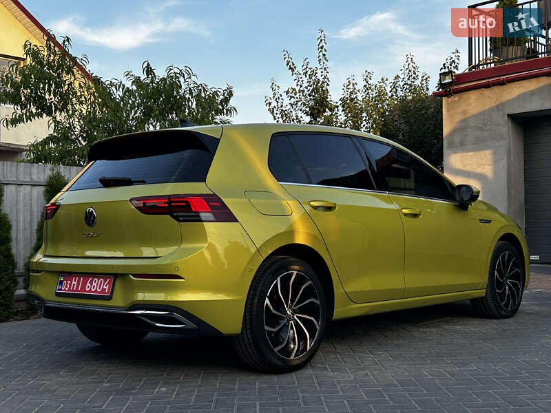Хетчбек Volkswagen Golf 2020 в Тернополі