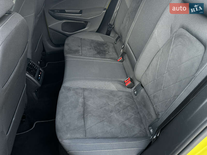 Хетчбек Volkswagen Golf 2020 в Тернополі