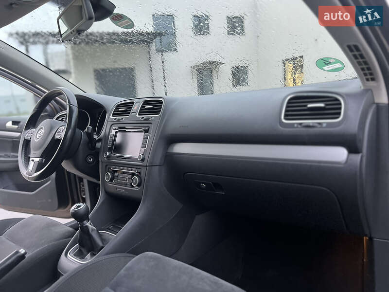 Универсал Volkswagen Golf 2011 в Луцке фото 18 Универсал Volkswagen Golf 2011 в Луцке