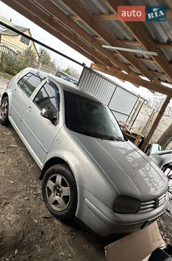 Хэтчбек Volkswagen Golf 1998 в Харькове