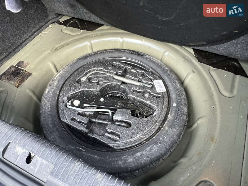 Хэтчбек Volkswagen Golf 2009 в Косове