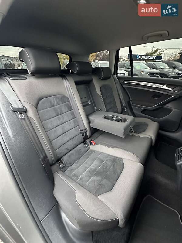 Универсал Volkswagen Golf 2013 в Белогородке фото 22 Универсал Volkswagen Golf 2013 в Белогородке