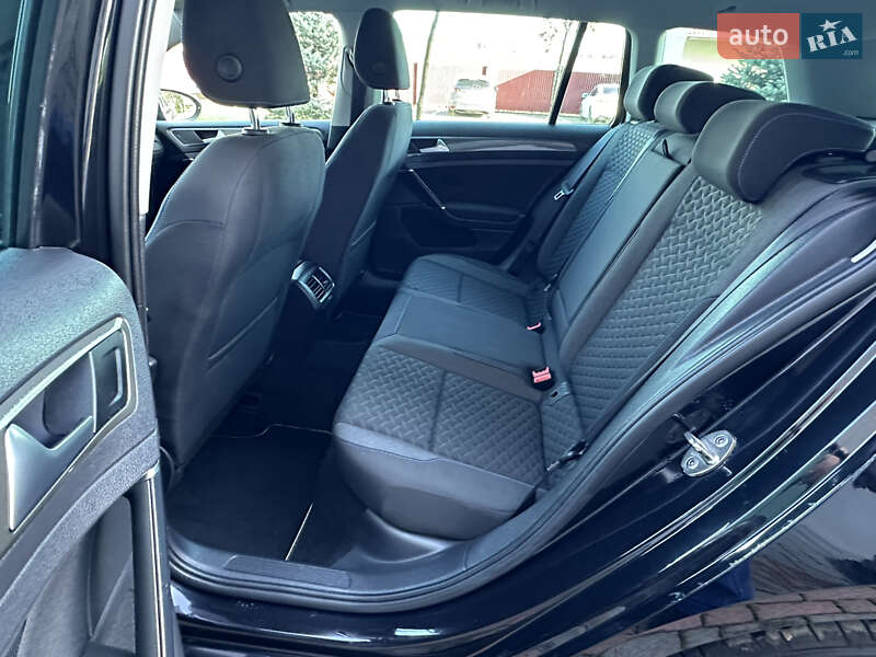 Универсал Volkswagen Golf 2019 в Дубно фото 17 Универсал Volkswagen Golf 2019 в Дубно