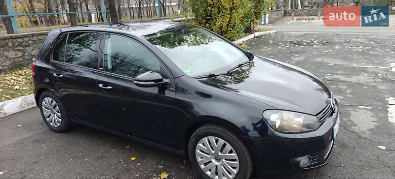 Хетчбек Volkswagen Golf 2011 в Кременчуці