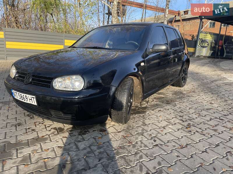 Хетчбек Volkswagen Golf 2001 в Жмеринці