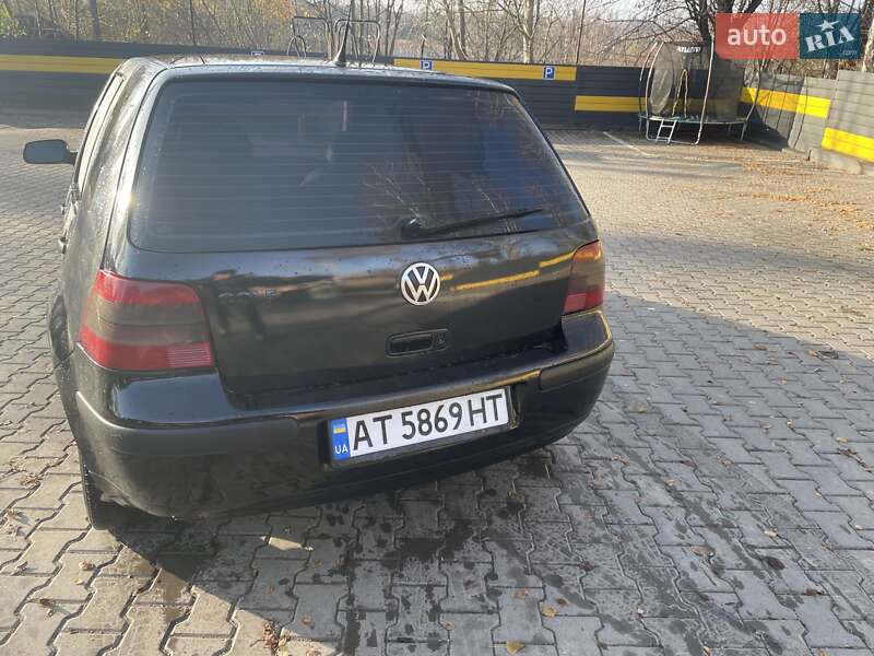 Хетчбек Volkswagen Golf 2001 в Жмеринці