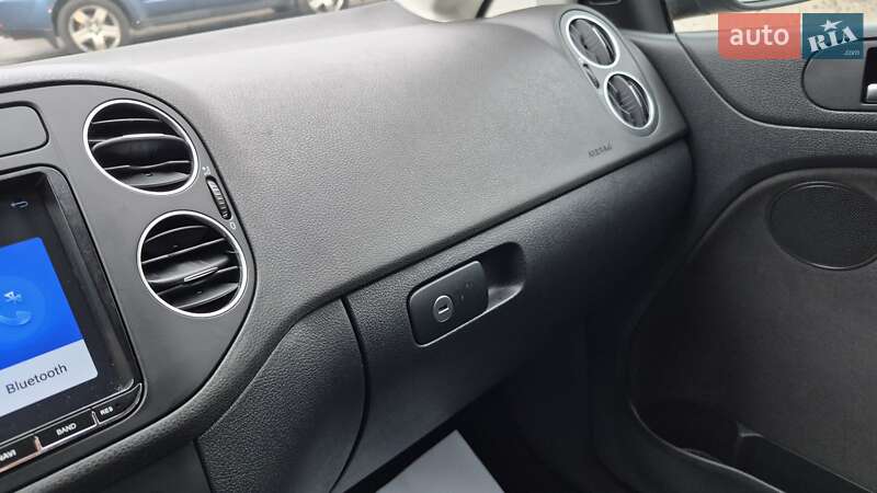 Хэтчбек Volkswagen Golf 2012 в Ровно фото 26 Хэтчбек Volkswagen Golf 2012 в Ровно