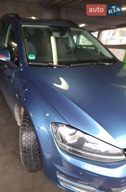 Универсал Volkswagen Golf 2016 в Львове