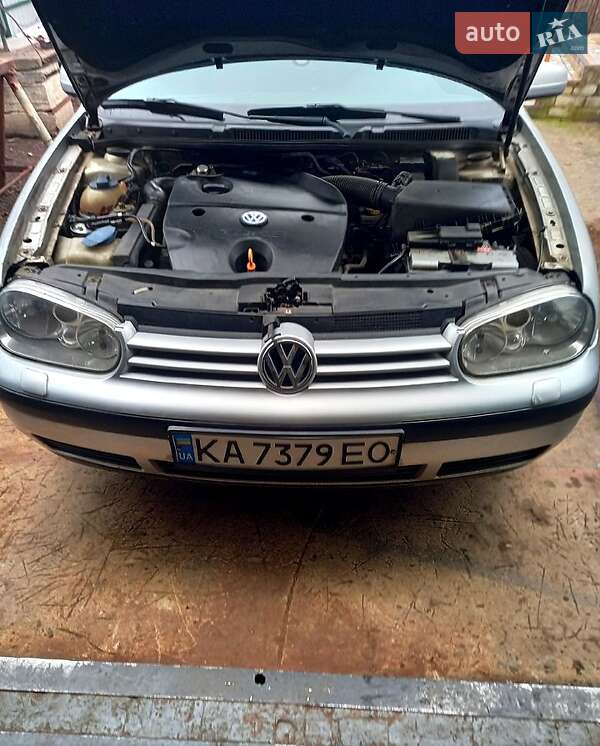 Хэтчбек Volkswagen Golf 1999 в Смеле