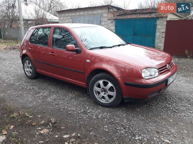 Volkswagen Golf 2000