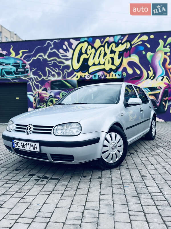 Volkswagen Golf 2001