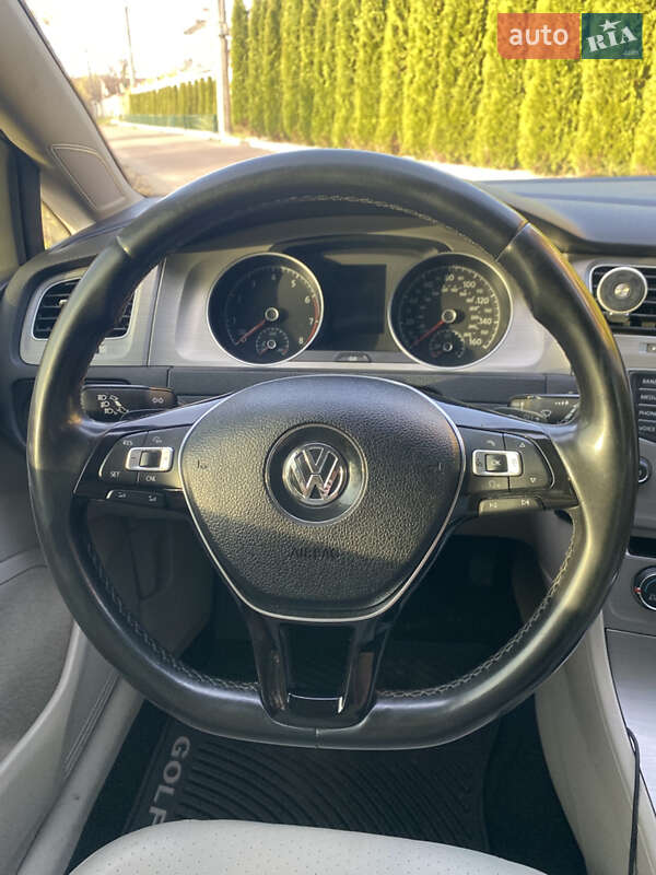 Универсал Volkswagen Golf 2015 в Киеве фото 20 Универсал Volkswagen Golf 2015 в Киеве