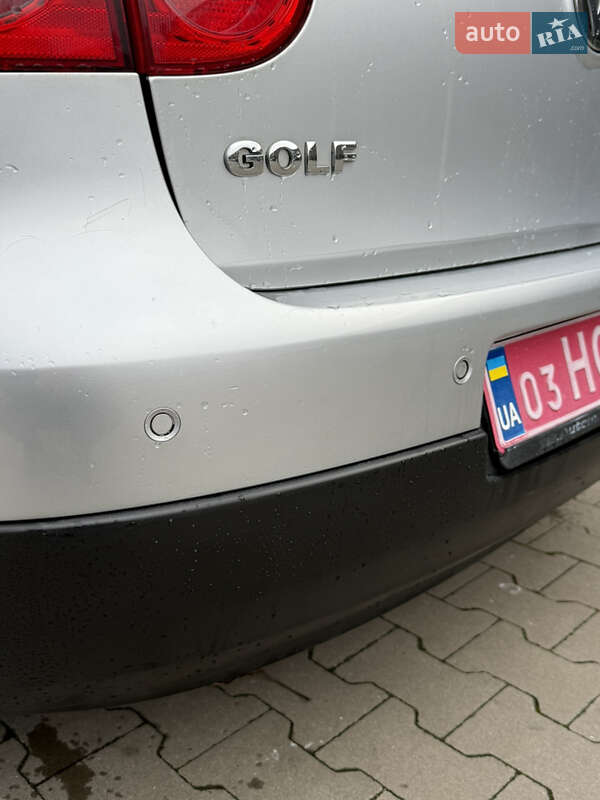 Хэтчбек Volkswagen Golf 2008 в Белой Церкви