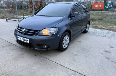 Хетчбек Volkswagen Golf 2006 в Білгороді-Дністровському