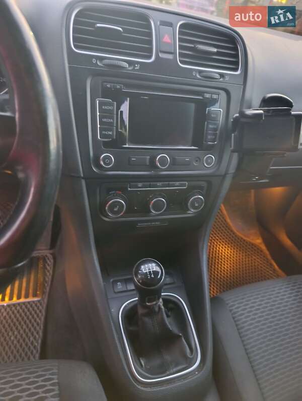 Универсал Volkswagen Golf 2013 в Славуте фото 7 Универсал Volkswagen Golf 2013 в Славуте
