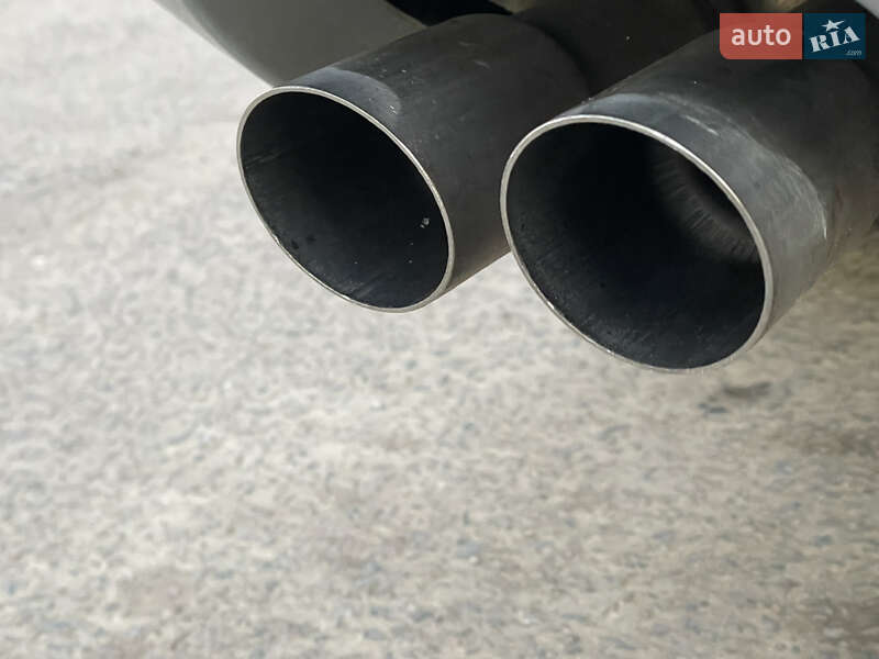 Універсал Volkswagen Golf 2011 в Сарнах