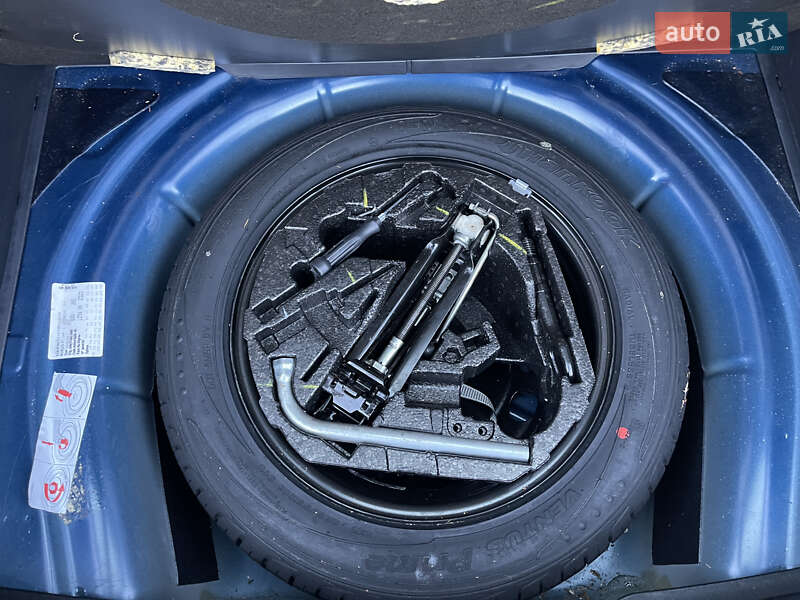 Універсал Volkswagen Golf 2007 в Житомирі