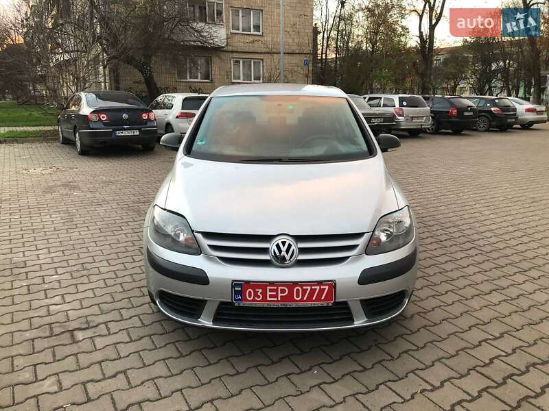 Хэтчбек Volkswagen Golf 2006 в Луцке фото 5 Хэтчбек Volkswagen Golf 2006 в Луцке