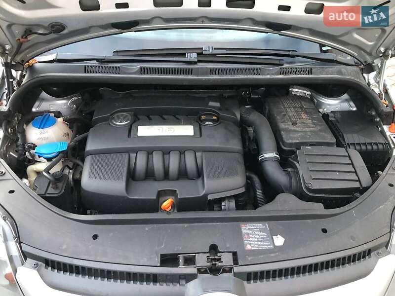 Хэтчбек Volkswagen Golf 2006 в Луцке фото 38 Хэтчбек Volkswagen Golf 2006 в Луцке