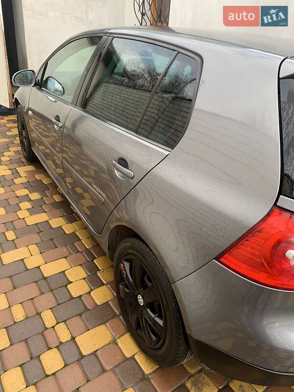 Хэтчбек Volkswagen Golf 2007 в Харькове