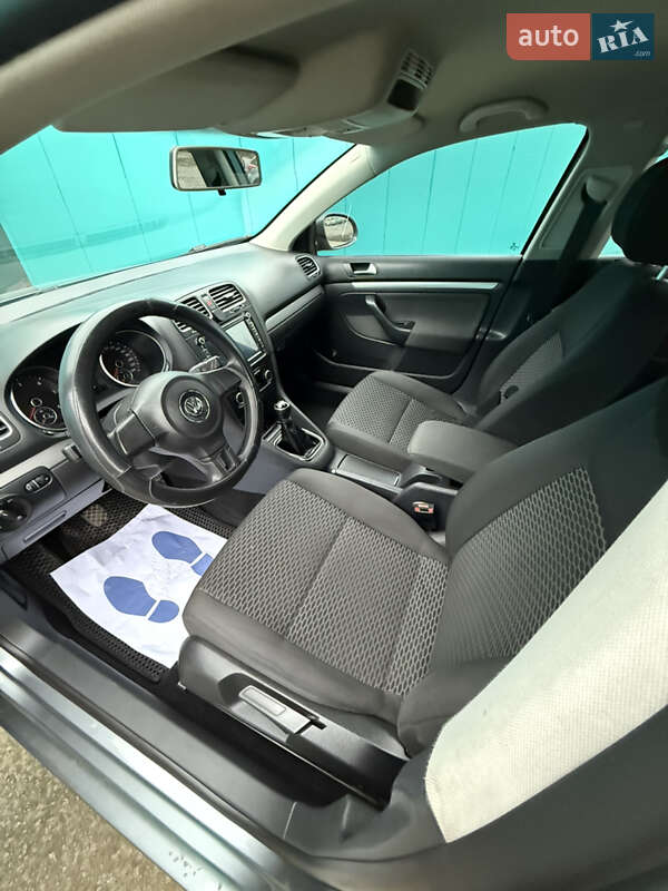 Универсал Volkswagen Golf 2011 в Белой Церкви