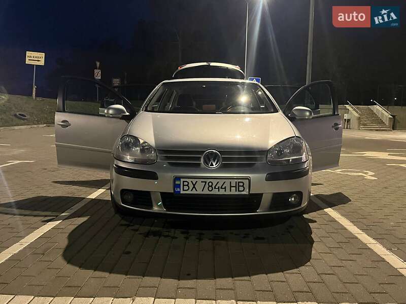 Хэтчбек Volkswagen Golf 2008 в Шепетовке