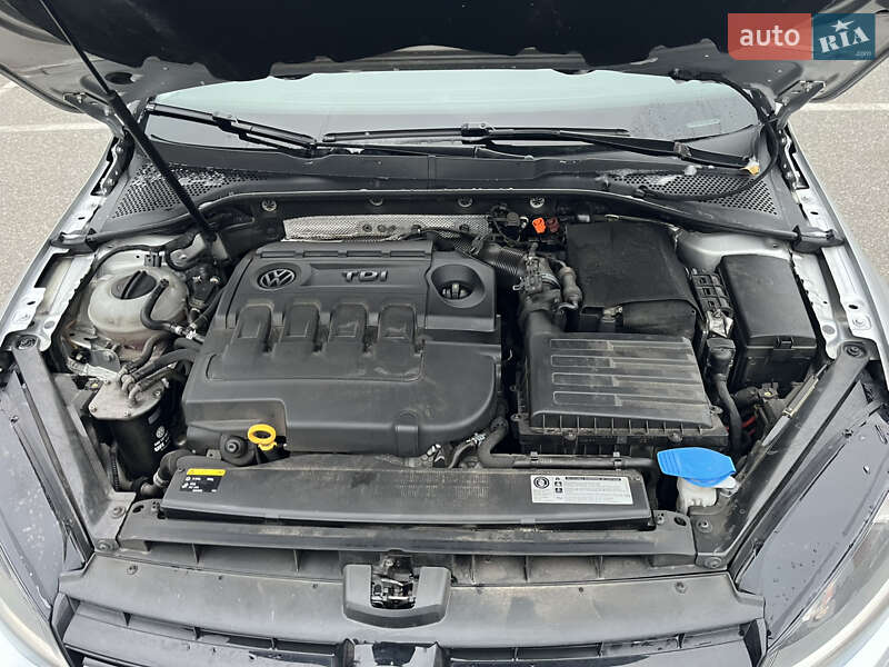 Универсал Volkswagen Golf 2013 в Киеве фото 14 Универсал Volkswagen Golf 2013 в Киеве