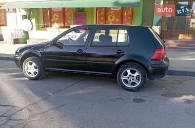 Хэтчбек Volkswagen Golf 2000 в Бродах