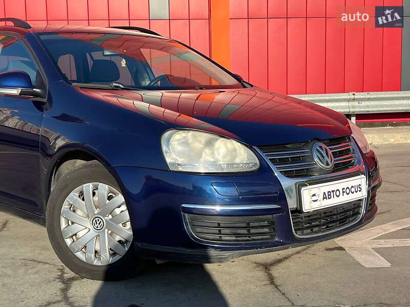 Универсал Volkswagen Golf 2007 в Киеве