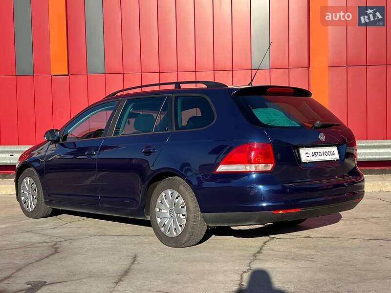 Универсал Volkswagen Golf 2007 в Киеве