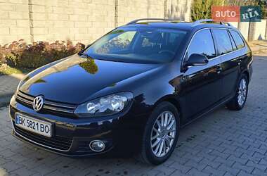 Универсал Volkswagen Golf 2011 в Ровно