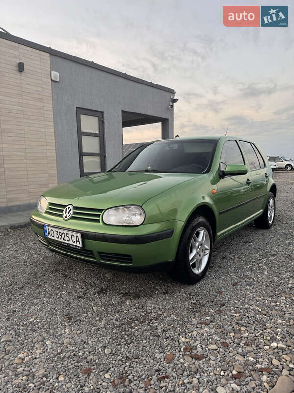 Volkswagen Golf 1998