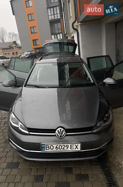 Универсал Volkswagen Golf 2017 в Тернополе