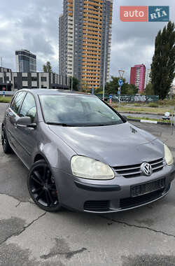 Хетчбек Volkswagen Golf 2006 в Києві
