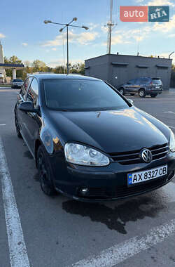 Хетчбек Volkswagen Golf 2006 в Харкові