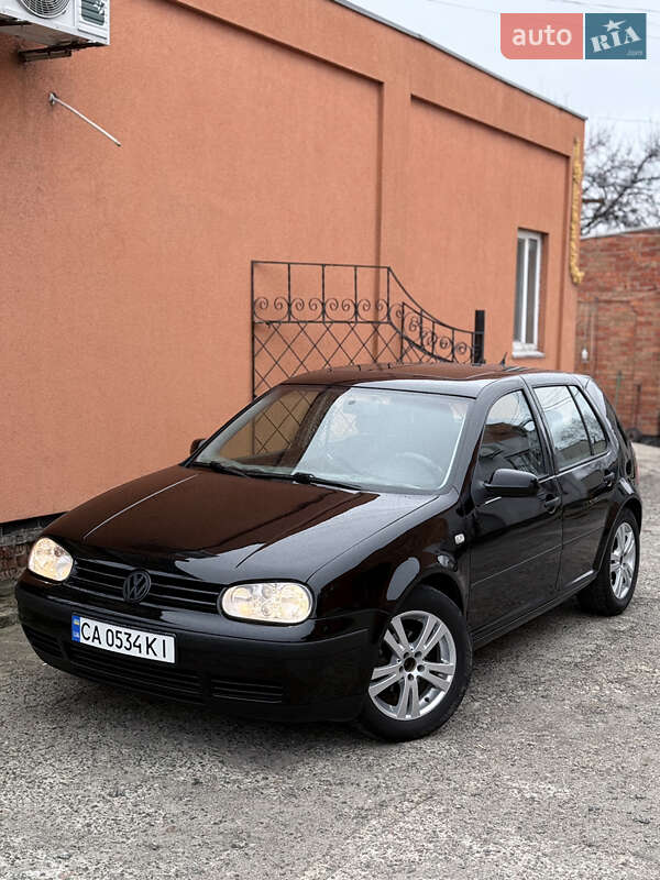 Volkswagen Golf 1998