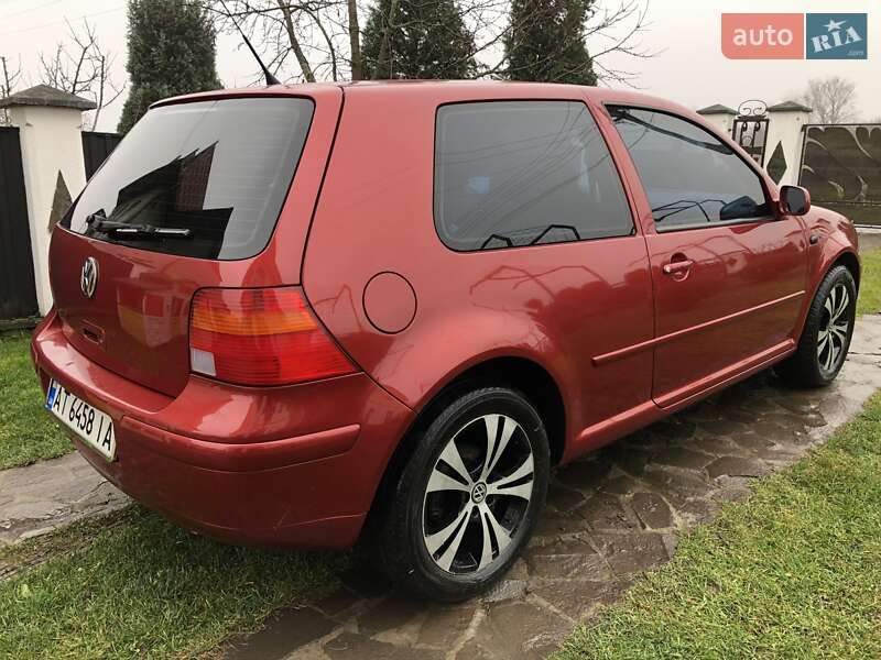 Хэтчбек Volkswagen Golf 1998 в Коломые