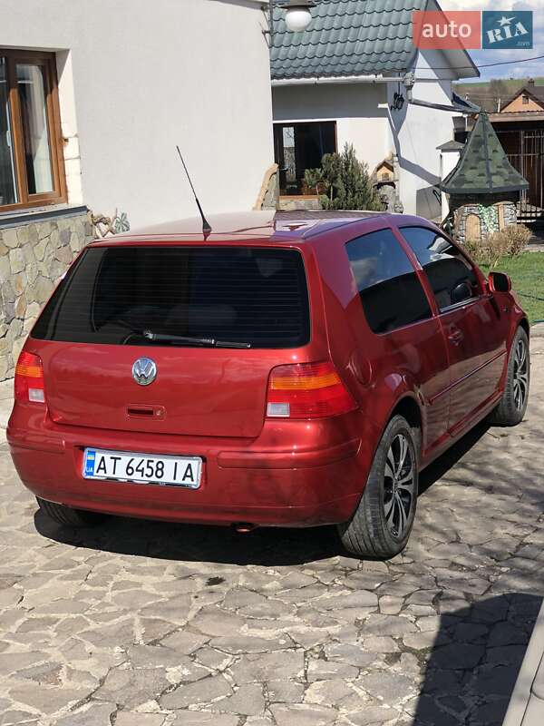 Хэтчбек Volkswagen Golf 1998 в Коломые