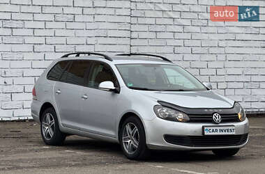 Універсал Volkswagen Golf 2010 в Києві