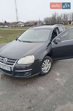 Универсал Volkswagen Golf 2009 в Новой Ушице