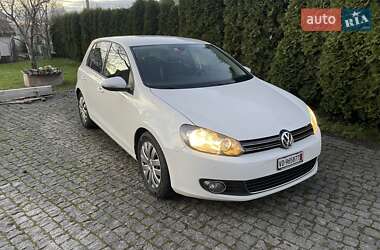 Хэтчбек Volkswagen Golf 2009 в Дубно