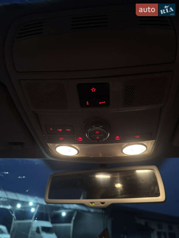 Универсал Volkswagen Golf 2010 в Житомире фото 11 Универсал Volkswagen Golf 2010 в Житомире